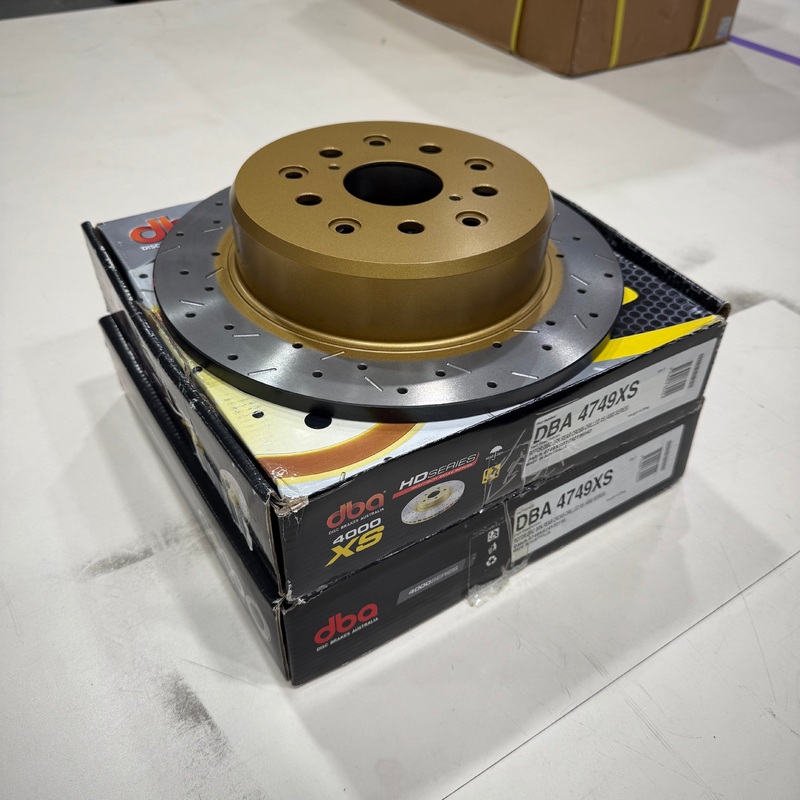 [GARAGE SALE] –  DBA 00-05 Lexus IS300 Rear Drilled & Slotted 4000 Series Rotors – PAIR